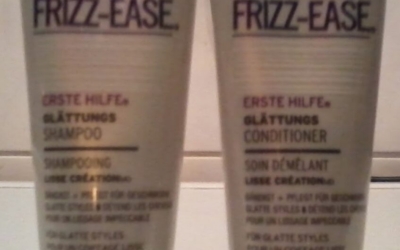 JOHN FRIEDA Frizz Ease Glättungs-Shampoo & Conditioner
