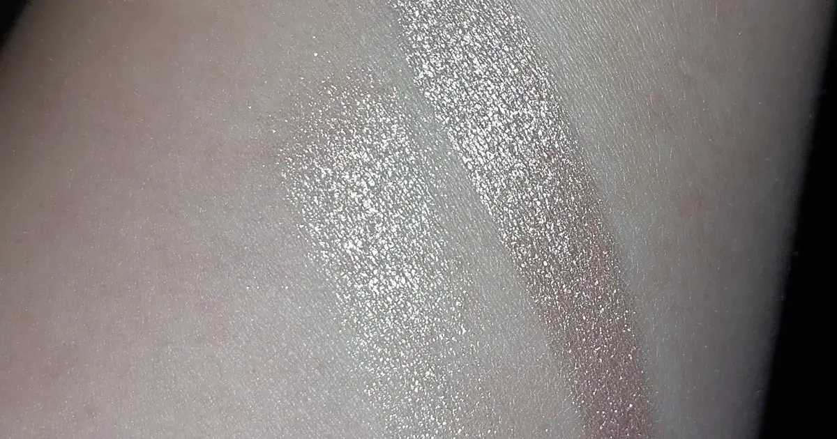 Rival loves me with Pleasure Highlighter